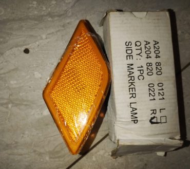 Side Marker Light F/R w204 - A2048200121 new