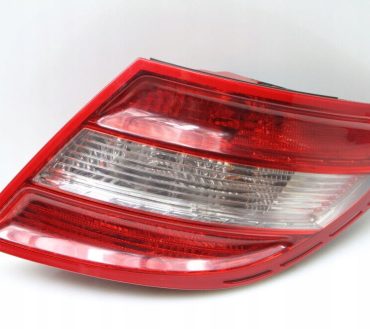 Normal Tail Light w204 F/R- A2049069402 new