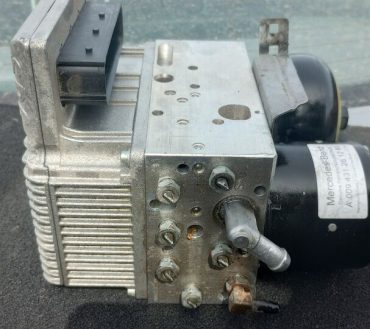 SBC Pump W211 E Class-A009431261283 Used